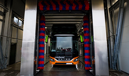 Samoposlužna autopraona FWA plitvička jezera pranje autobusa ulaz Plitvička jezera - Hrvatska